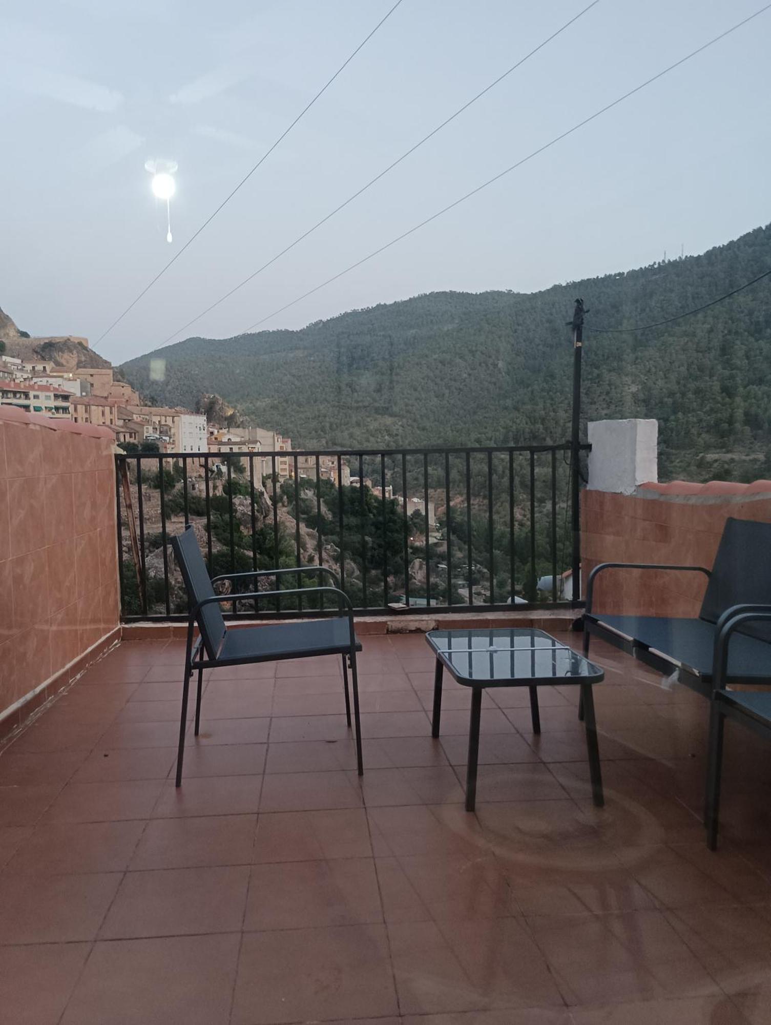 Los Picarzos Apartamento Айна Екстериор снимка